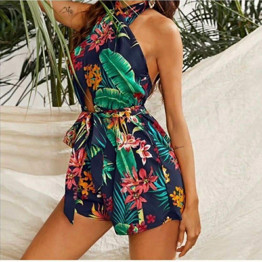 SHEIN BLACK WITH TROPICAL HAWAIIAN PRINT HALTER ROMPER SIZE SMALL